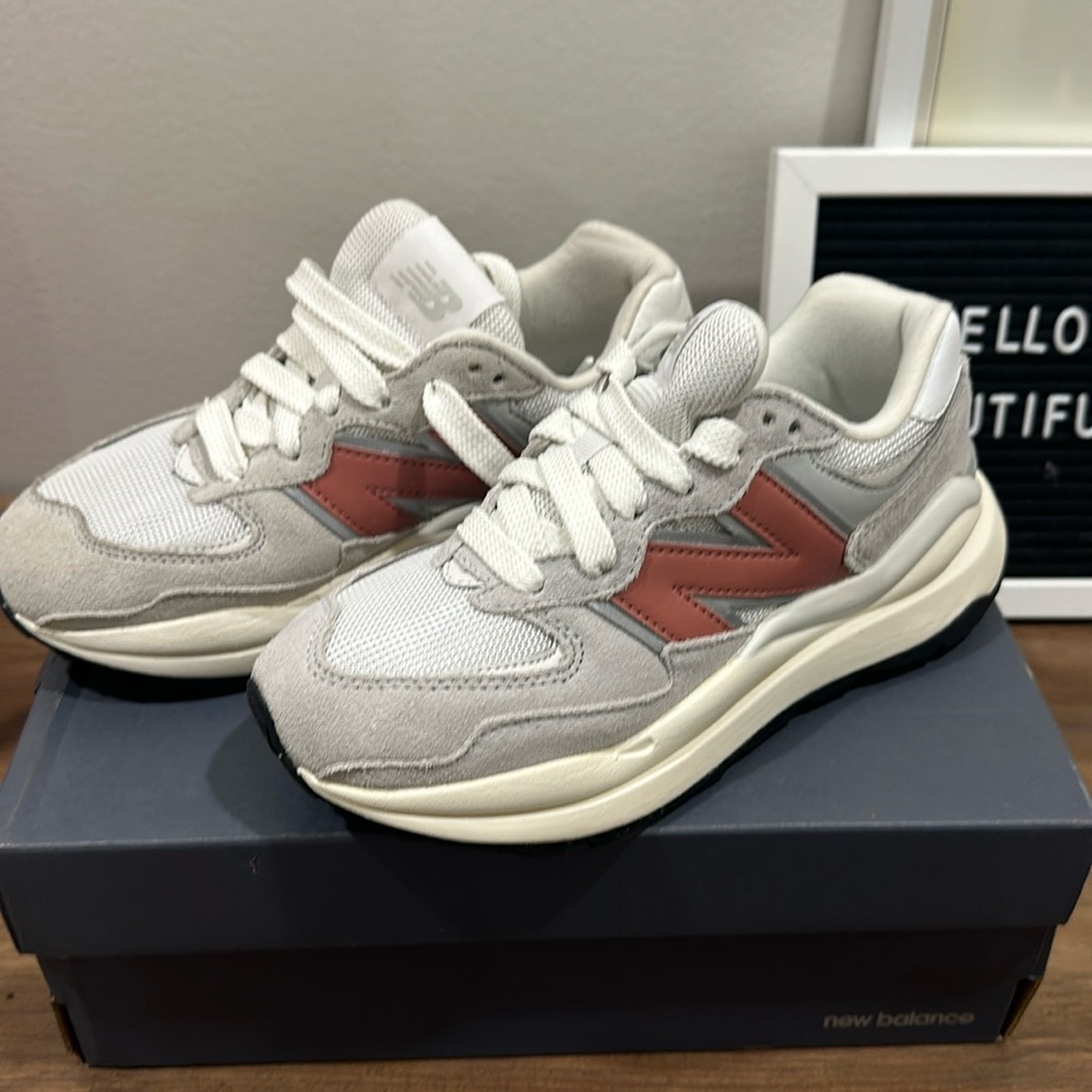 New Balance 57/40 Sneakers Size 6